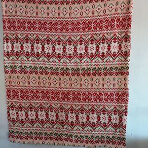 throw blanket like new Threshold brand christmas pattern